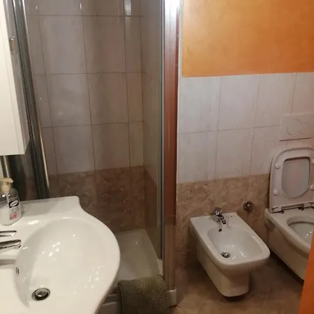 Appartamento Nuovo Condiviso Vicino Al Centro *